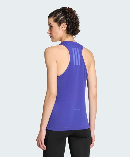 adidas（アディダス）の「Les Mills グラフィック タンクトップ / アディダス adidas（タンクトップ・レディース・パープル系その他・SMALL/MEDIUM/LARGE/XX-LARGE/X-SMALL/X-LARGE）」の2枚目の写真