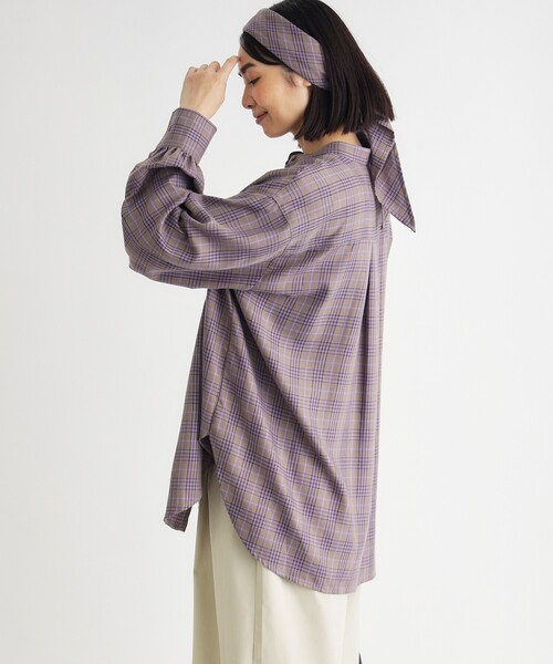 HONEYSUCKLE ROSE(ハニーサックルローズ)の「スカーフ付きチェックシャツ(シャツ/ブラウス・レディース・ダークブラウン/ブラック系・04/05)」の4枚目の写真
