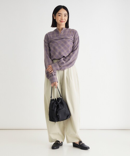 HONEYSUCKLE ROSE(ハニーサックルローズ)の「スカーフ付きチェックシャツ(シャツ/ブラウス・レディース・ダークブラウン/ブラック系・04/05)」の8枚目の写真