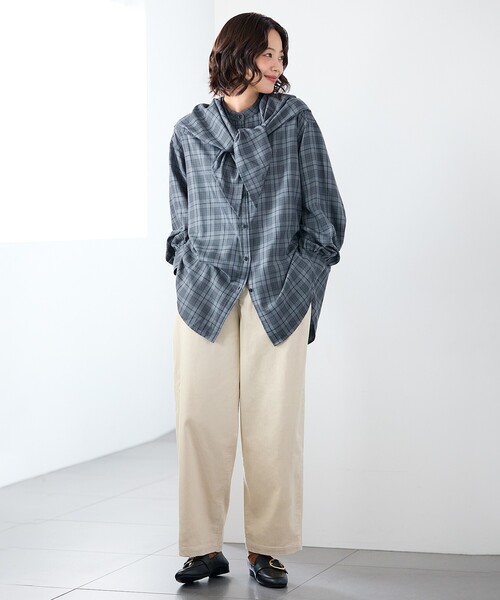 HONEYSUCKLE ROSE(ハニーサックルローズ)の「スカーフ付きチェックシャツ(シャツ/ブラウス・レディース・ダークブラウン/ブラック系・04/05)」の22枚目の写真