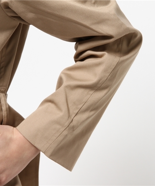 E hyphen world gallery（イーハイフンワールドギャラリー）の「T/C 20/-ミディアムトレンチコート（トレンチコート・レディース・ベージュ/ネイビー・SMALL/MEDIUM）」の7枚目の写真