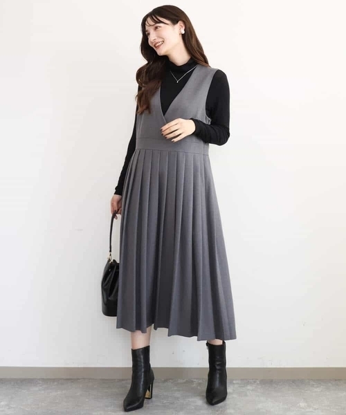 MK MICHEL KLEIN（エムケーミッシェルクラン）の「[洗える]ハイネックカットソー（Tシャツ/カットソー・レディース・ライトブルー/ブラウン/ブラック/ホワイト・38）」の11枚目の写真