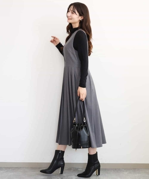 MK MICHEL KLEIN（エムケーミッシェルクラン）の「[洗える]ハイネックカットソー（Tシャツ/カットソー・レディース・ライトブルー/ブラウン/ブラック/ホワイト・38）」の12枚目の写真