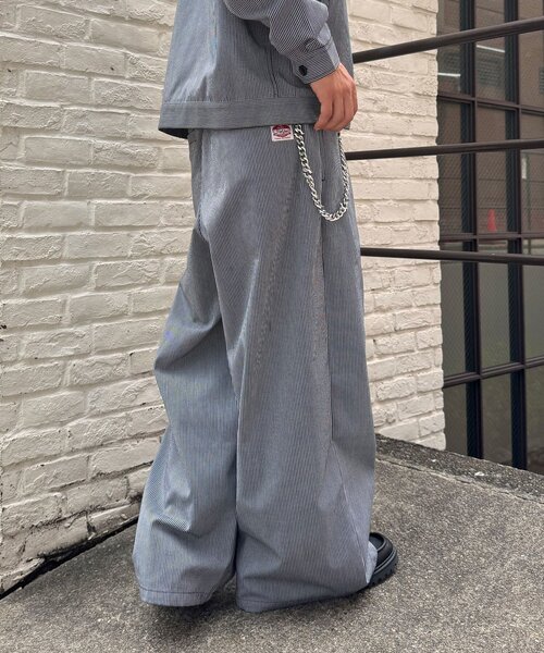 CIAOPANIC(チャオパニック)の「ストライプスーパーワイドパンツ(その他パンツ・メンズ・ホワイト/ブラック・MEDIUM/LARGE)」の2枚目の写真