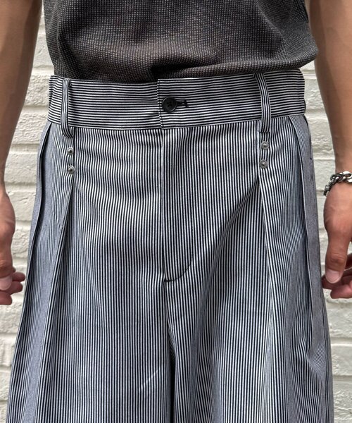 CIAOPANIC(チャオパニック)の「ストライプスーパーワイドパンツ(その他パンツ・メンズ・ホワイト/ブラック・MEDIUM/LARGE)」の4枚目の写真