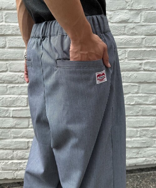 CIAOPANIC(チャオパニック)の「ストライプスーパーワイドパンツ(その他パンツ・メンズ・ホワイト/ブラック・MEDIUM/LARGE)」の7枚目の写真