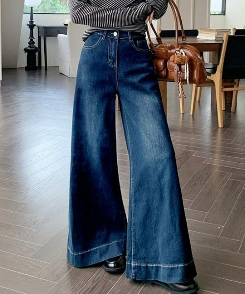REBALANCE(リバランス)の「ハイウェストワイドデニム(デニムパンツ・レディース・A/C/B・LARGE/X-LARGE/MEDIUM)」の11枚目の写真