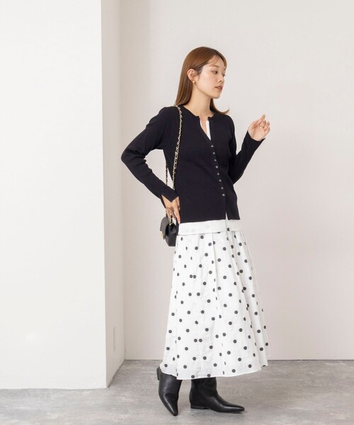 NOLLEY’S（ノーリーズ）の「【TORRAZZO DONNA/トラッゾドンナ】Layered V-Neck Top（ニット/セーター・レディース・ブラック/レッド/グレー系その他・38）」の12枚目の写真