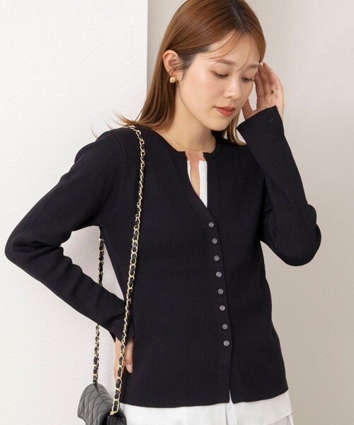NOLLEY’S（ノーリーズ）の「【TORRAZZO DONNA/トラッゾドンナ】Layered V-Neck Top（ニット/セーター・レディース・ブラック/レッド/グレー系その他・38）」の18枚目の写真