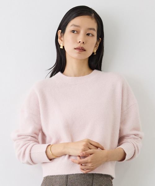 ROPE'(ロペ)の「フォックスカシミヤクルーネックニット(ニット/セーター・レディース・ベージュ/ピンク/サックスブルー/ブラウン/ネイビー・38)」の5枚目の写真