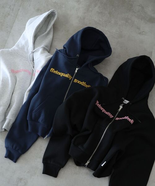 FFEIN(フェイン)の「【FFEIN(フェイン)】センター3D刺繍立体フードショート丈ZIPパーカー / レディース パーカー 裏起毛 ヘビーウエイト フーディ ダブルジップ 【短丈】(パーカー・レディース・ネイビー/ブラック/ホワイト/アッシュグレー・FREE)」の19枚目の写真