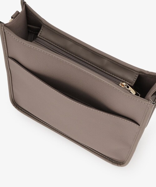 Afternoon Tea（アフタヌーンティー）の「【500mlボトル収納可】ショルダーバッグ（ショルダーバッグ・レディース・グレー・ONE SIZE）」の5枚目の写真