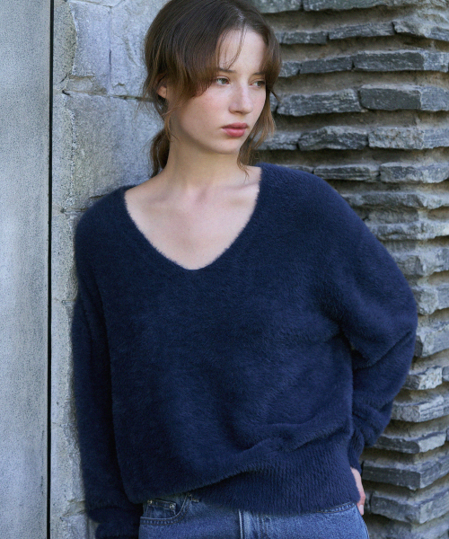 DRAWFIT WOMEN（ドローフィットウーマン）の「ファジーヘアリー vneck プルオーバー ニット [NAVY]（ニット/セーター・レディース・その他・SMALL/MEDIUM）」の2枚目の写真