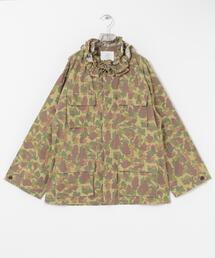 crinkle crinkle crinkle　FRILL COLLAR CAMO JACKET