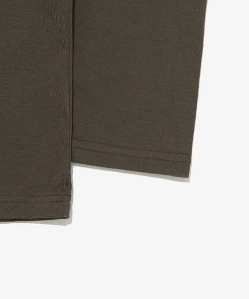 TAILOR STUDIO（テーラースタジオ）の「ユニバーシティ76 グラフィック ロングスリーブ（カーキ）（Tシャツ/カットソー・メンズ・その他・SMALL/MEDIUM/LARGE/X-LARGE）」の4枚目の写真