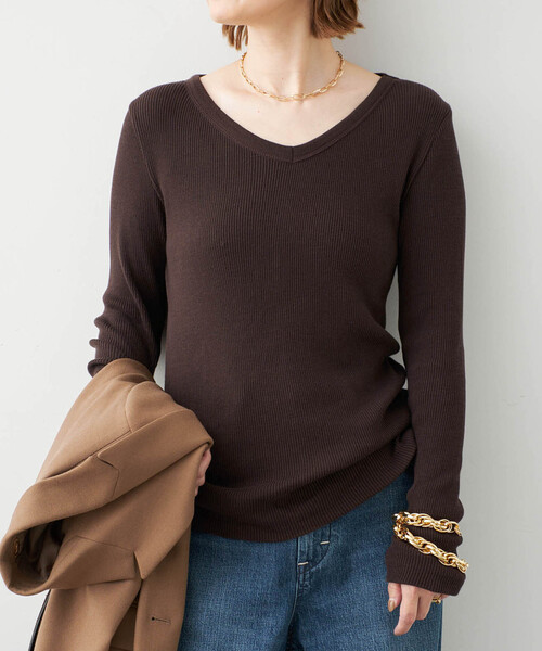 Deuxieme Classe(ドゥーズィエムクラス)の「Co/Ca Rib Vネック Tシャツ(Tシャツ/カットソー・レディース・ネイビー/ブラウン/ブラック・FREE)」の2枚目の写真