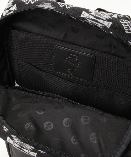 Focused Space(フォーカスドスペース)の「THE DEPARTURE BACKPACK バックパック デイパック(バックパック/リュック・メンズ・ブラック×ホワイト/ブラウン/グリーン/タン/ライトブラウン/ブルー系その他・ONE SIZE)」の17枚目の写真