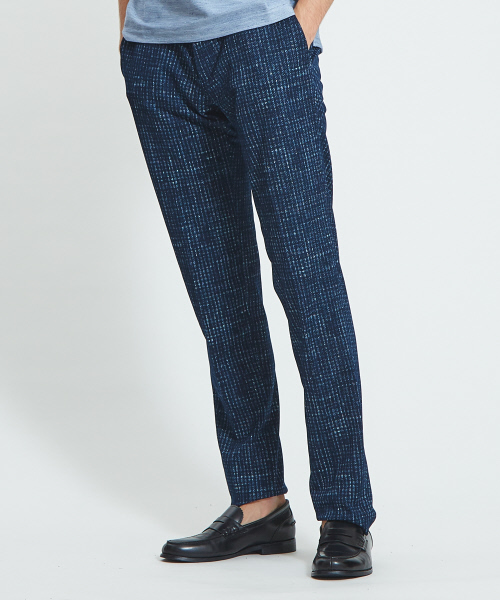 ABAHOUSE（アバハウス）の「【Recency of Mine】EVALETテクニカルメッシュギンガムパンツ（スラックス・メンズ・ネイビー・44/46/48/50）」の2枚目の写真