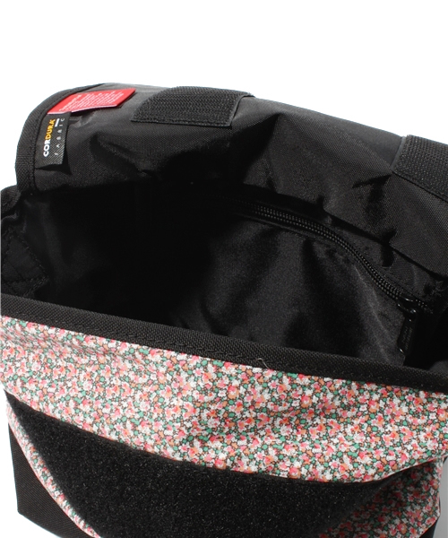 BEAMS BOY（ビームスボーイ）の「Manhattan Portage / “1605” JRリバティ（メッセンジャーバッグ・レディース・グリーン/ブルー・ONE SIZE）」の8枚目の写真