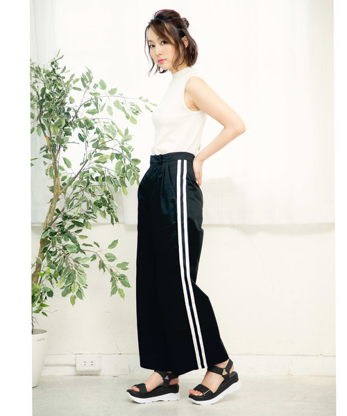 KOBE LETTUCE（コウベレタス）の「厚底ベルクロスポーツスニーカーサンダル（サンダル・レディース・ブラック/グレー/カーキ/ブラック系その他/ベージュ・S/M/L/LL）」の6枚目の写真