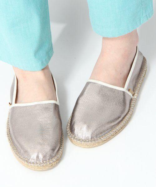 GLOBAL WORK(グローバルワーク)の「【GLOBAL WORK】エスパシューズ(その他シューズ・レディース・ネイビー/レッド/ブラック/エンジ/グリーン系その他/レッド系その他/ホワイト×ブルー/マルチ/カモフラージュ/イエロー/ゴールド/グリーン・LARGE/MEDIUM)」の1枚目の写真