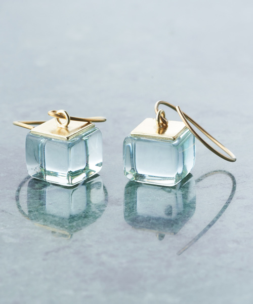 ear PAPILLONNER（イアパピヨネ）の「【ROSA MENDEZ（ローザ・メンデス） 】フープ型フックピアス(Cube)（ピアス（両耳用）・レディース・その他・FREE）」の5枚目の写真