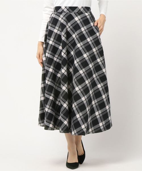 YECCA VECCA(イェッカヴェッカ)の「・チェック柄フレアスカート(スカート・レディース・ブラック/レッド/グリーン・FREE)」の16枚目の写真