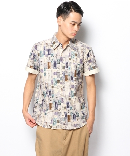 WHO'S WHO gallery（フーズフーギャラリー）の「ポップ調プリントRG半袖シャツ（シャツ/ブラウス・メンズ・パープル/ホワイト/その他/ブルー・LARGE/MEDIUM）」の2枚目の写真