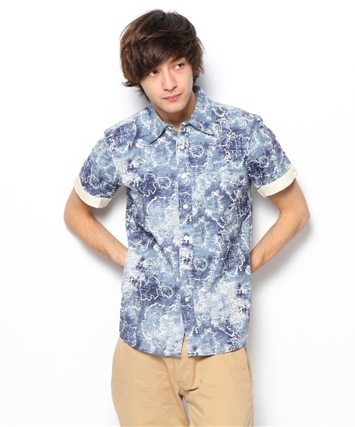 WHO'S WHO gallery（フーズフーギャラリー）の「ポップ調プリントRG半袖シャツ（シャツ/ブラウス・メンズ・パープル/ホワイト/その他/ブルー・LARGE/MEDIUM）」の3枚目の写真