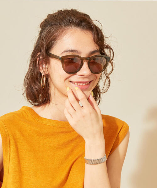 BEAUTY&YOUTH UNITED ARROWS(ビューティーアンドユースユナイテッドアローズ)の「BY ベーシックサングラス ◆(サングラス・レディース・ライトピンク/オリーブ/オフホワイト・FREE)」の3枚目の写真
