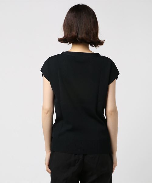 TRUDEA(トルディア)の「ボートネック フレンチスリーブ ニットプルオーバー(ニット/セーター・レディース・ホワイト/ブラック/ベージュ/ブラウン/カーキ/ピンク/ブルー・MEDIUM)」の9枚目の写真