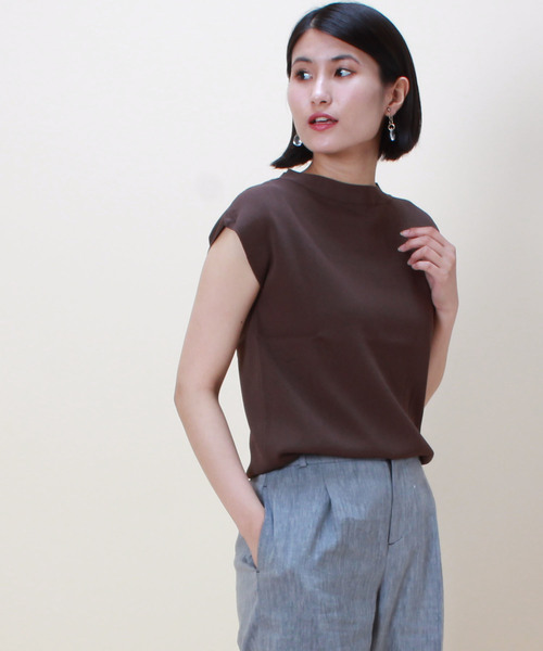 TRUDEA(トルディア)の「ボートネック フレンチスリーブ ニットプルオーバー(ニット/セーター・レディース・ホワイト/ブラック/ベージュ/ブラウン/カーキ/ピンク/ブルー・MEDIUM)」の4枚目の写真
