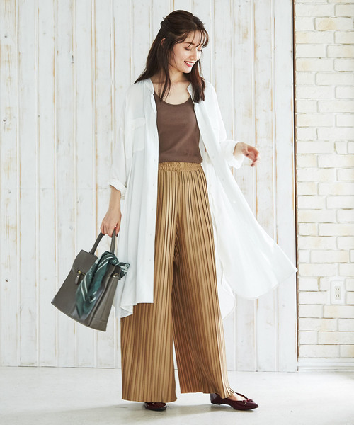 GeeRA(ジーラ)の「プリーツワイドパンツ(その他パンツ・レディース・ブラック/ベージュ/ドット・MEDIUM/LARGE/X-LARGE)」の8枚目の写真
