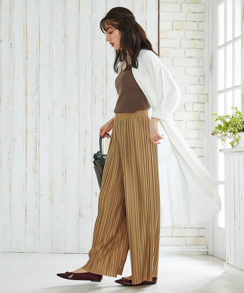 GeeRA(ジーラ)の「プリーツワイドパンツ(その他パンツ・レディース・ブラック/ベージュ/ドット・MEDIUM/LARGE/X-LARGE)」の10枚目の写真
