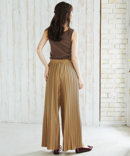 GeeRA(ジーラ)の「プリーツワイドパンツ(その他パンツ・レディース・ブラック/ベージュ/ドット・MEDIUM/LARGE/X-LARGE)」の11枚目の写真