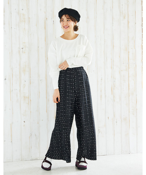 GeeRA(ジーラ)の「プリーツワイドパンツ(その他パンツ・レディース・ブラック/ベージュ/ドット・MEDIUM/LARGE/X-LARGE)」の12枚目の写真