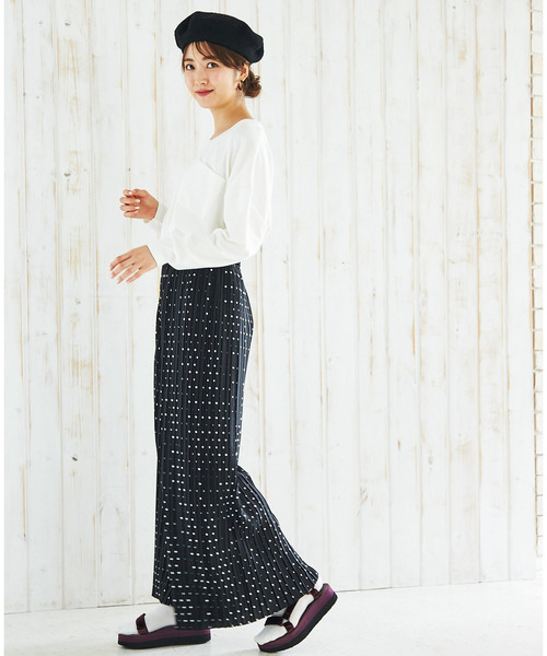 GeeRA(ジーラ)の「プリーツワイドパンツ(その他パンツ・レディース・ブラック/ベージュ/ドット・MEDIUM/LARGE/X-LARGE)」の13枚目の写真
