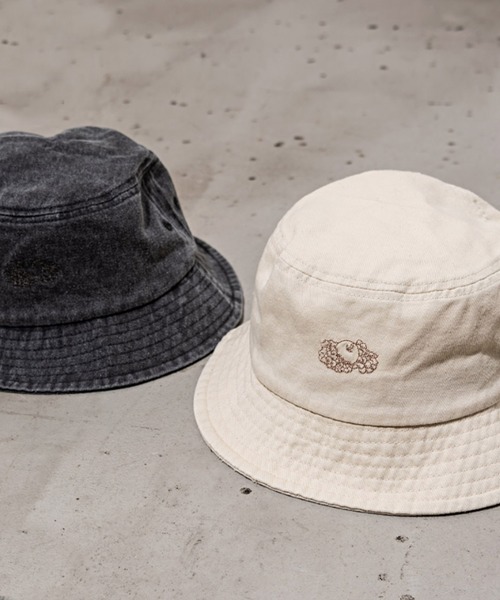 FRUIT OF THE LOOM(フルーツオブザルーム)の「【FRUIT OF THE LOOM】HARD WASH BUCKET HAT/バケットハット(ハット・メンズ・ブラック/パープル/レッド/オフホワイト/オレンジ・FREE)」の2枚目の写真