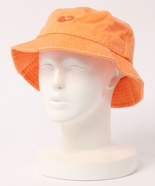 FRUIT OF THE LOOM(フルーツオブザルーム)の「【FRUIT OF THE LOOM】HARD WASH BUCKET HAT/バケットハット(ハット・メンズ・ブラック/パープル/レッド/オフホワイト/オレンジ・FREE)」の8枚目の写真