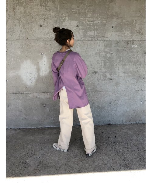 ulu（ウル）の「Backslit raglansleeve sweat（スウェット・レディース・パープル/ライトオリーブ・FREE）」の5枚目の写真