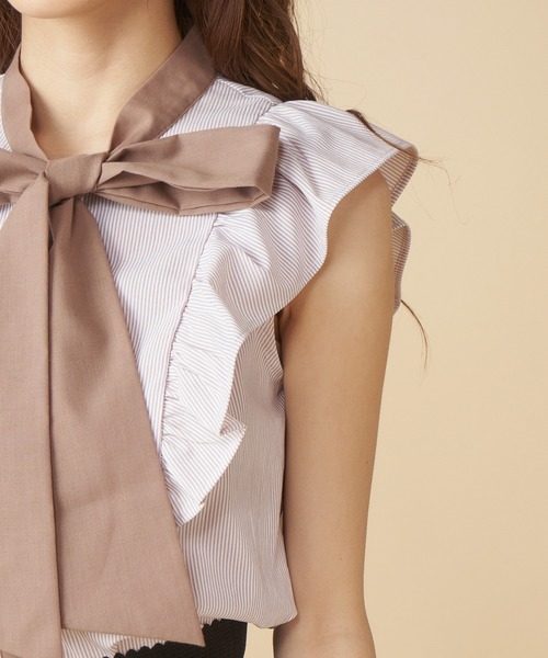 MIIA（ミーア）の「ボウタイフリルブラウス（シャツ/ブラウス・レディース・ベージュ系その他/ブルー系その他/オフホワイト・FREE）」の11枚目の写真