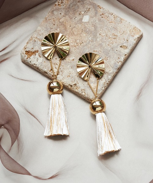 amplis（アンプリス）の「タッセルピアス/フリンジ/lotus tassel（ピアス（両耳用）・レディース・その他1/その他2/その他4/その他5/その他3/ブラウン系その他・FREE）」の5枚目の写真