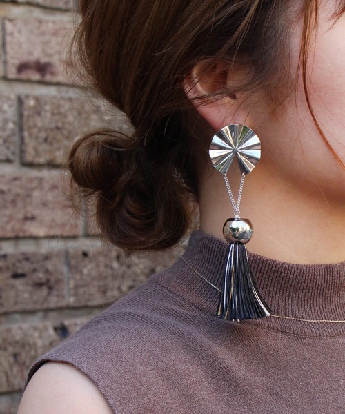 amplis（アンプリス）の「タッセルピアス/フリンジ/lotus tassel（ピアス（両耳用）・レディース・その他1/その他2/その他4/その他5/その他3/ブラウン系その他・FREE）」の11枚目の写真