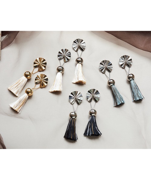 amplis（アンプリス）の「タッセルピアス/フリンジ/lotus tassel（ピアス（両耳用）・レディース・その他1/その他2/その他4/その他5/その他3/ブラウン系その他・FREE）」の9枚目の写真