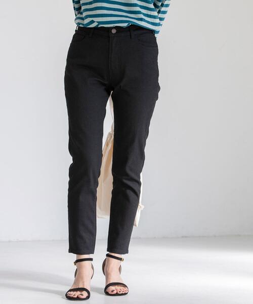 coen（コーエン）の「【WEB限定サイズ:XL】イージースリムパンツ（その他パンツ・レディース・ベージュ/グレー/ブラック/オフホワイト・X-LARGE/LARGE/SMALL/MEDIUM）」の3枚目の写真