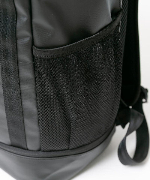 NEW ERA(ニューエラ)の「NEW ERA/ニューエラ バックパック ボックスパック 32L プリントロゴ 12674097(バックパック/リュック・メンズ・ブラック・32L)」の13枚目の写真