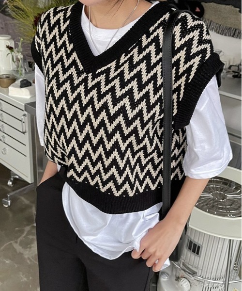 SONA（ソナ）の「SONYUNARA パターンポイントニットベスト（ベスト・レディース・ブラック/ブラウン/グリーン・FREE）」の5枚目の写真