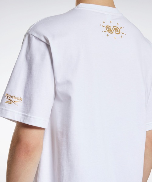 Reebok(リーボック)の「クラシックス CNY クレイン Tシャツ / Classics CNY Crane T-Shirt(Tシャツ/カットソー・メンズ・ネイビー/ホワイト・SMALL/MEDIUM/LARGE/X-LARGE/XX-LARGE)」の4枚目の写真