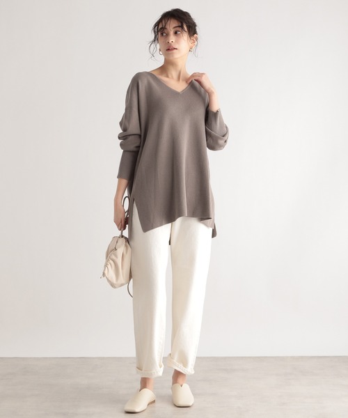 LE FOYER（ルフォワイエ）の「ソウバリVニット（ニット/セーター・レディース・グレー/オフホワイト/グリーン・38）」の7枚目の写真