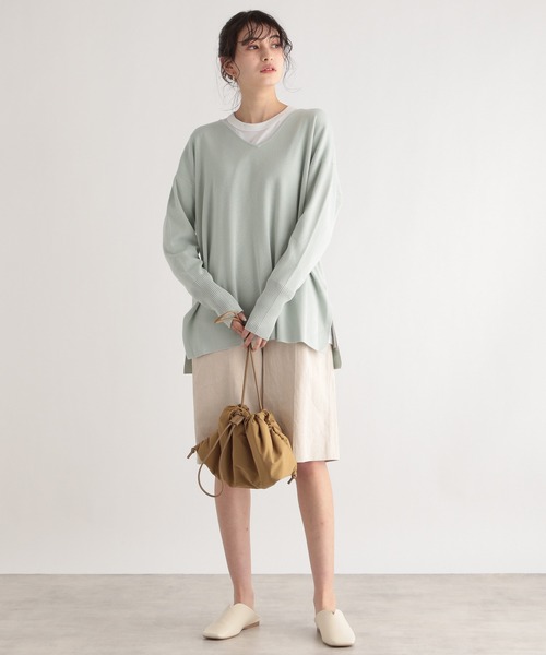 LE FOYER（ルフォワイエ）の「ソウバリVニット（ニット/セーター・レディース・グレー/オフホワイト/グリーン・38）」の12枚目の写真